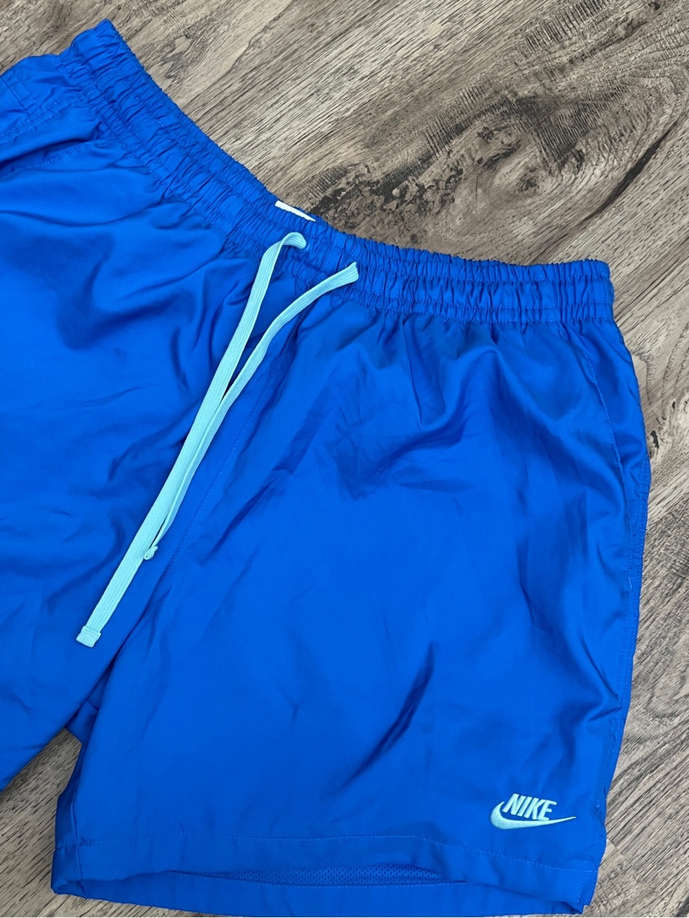 Nike Club Woven Flow Men’s Bright Blue Athletic Shorts